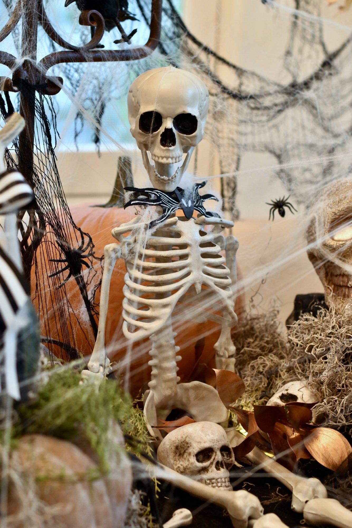 Haunted Mansion Halloween Decor, Raise Magazine.