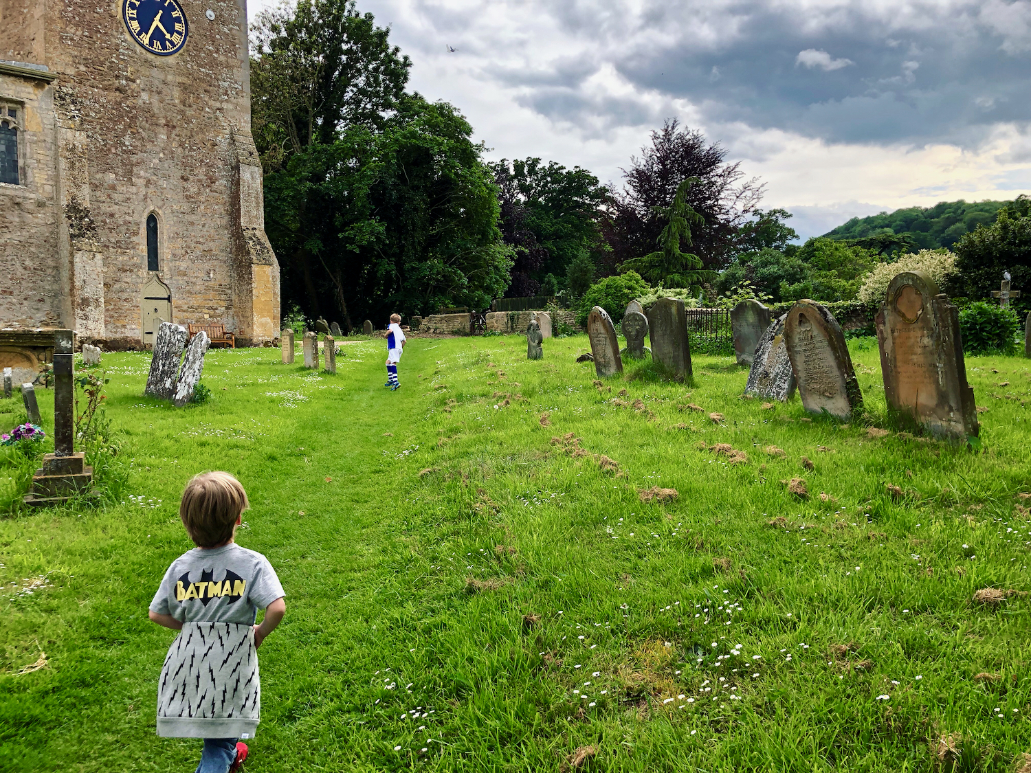 Travel Guide: London & The Cotswolds, Raise Magazine