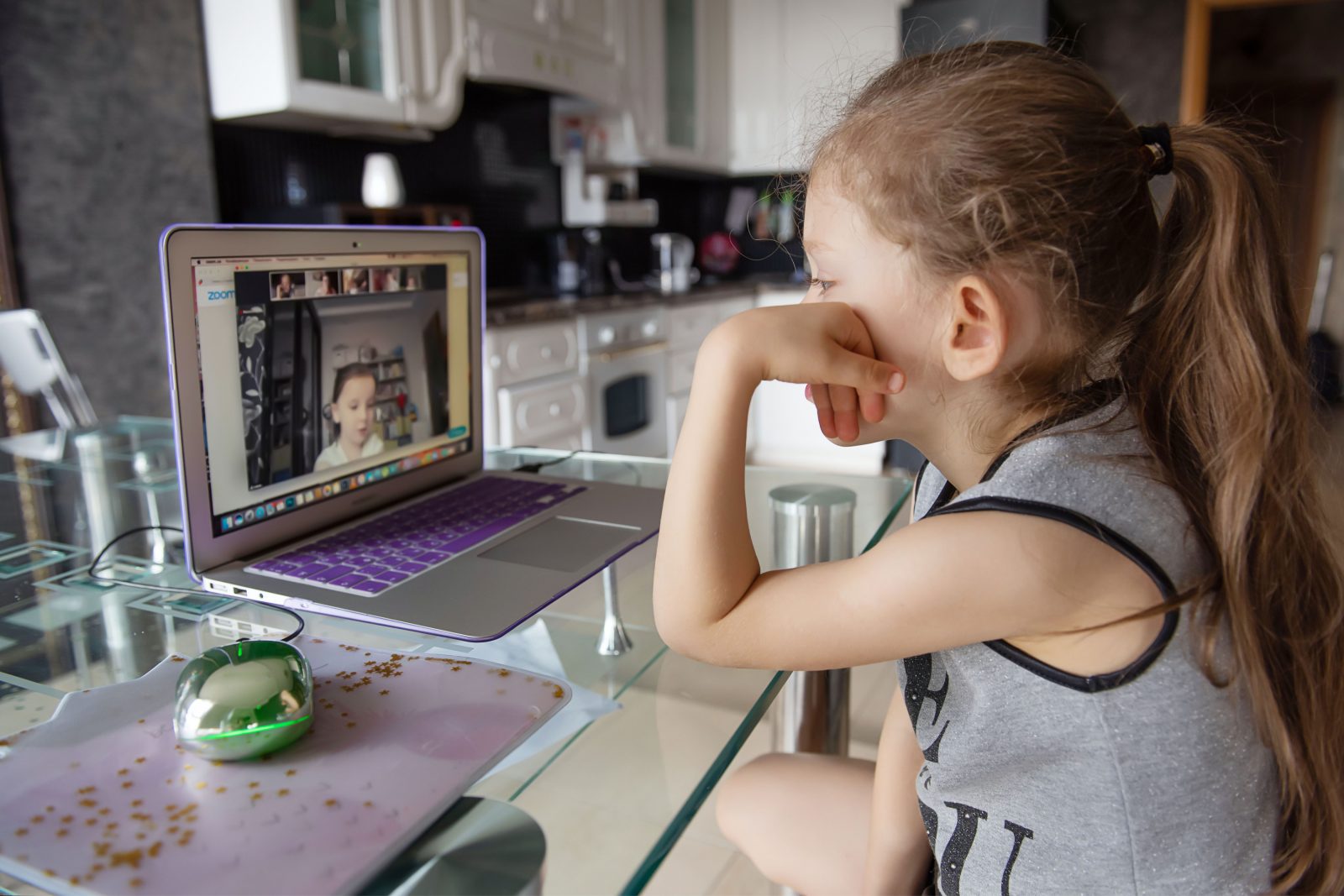 What To Expect During Your First Week of Virtual Kindergarten, Raise Magazine