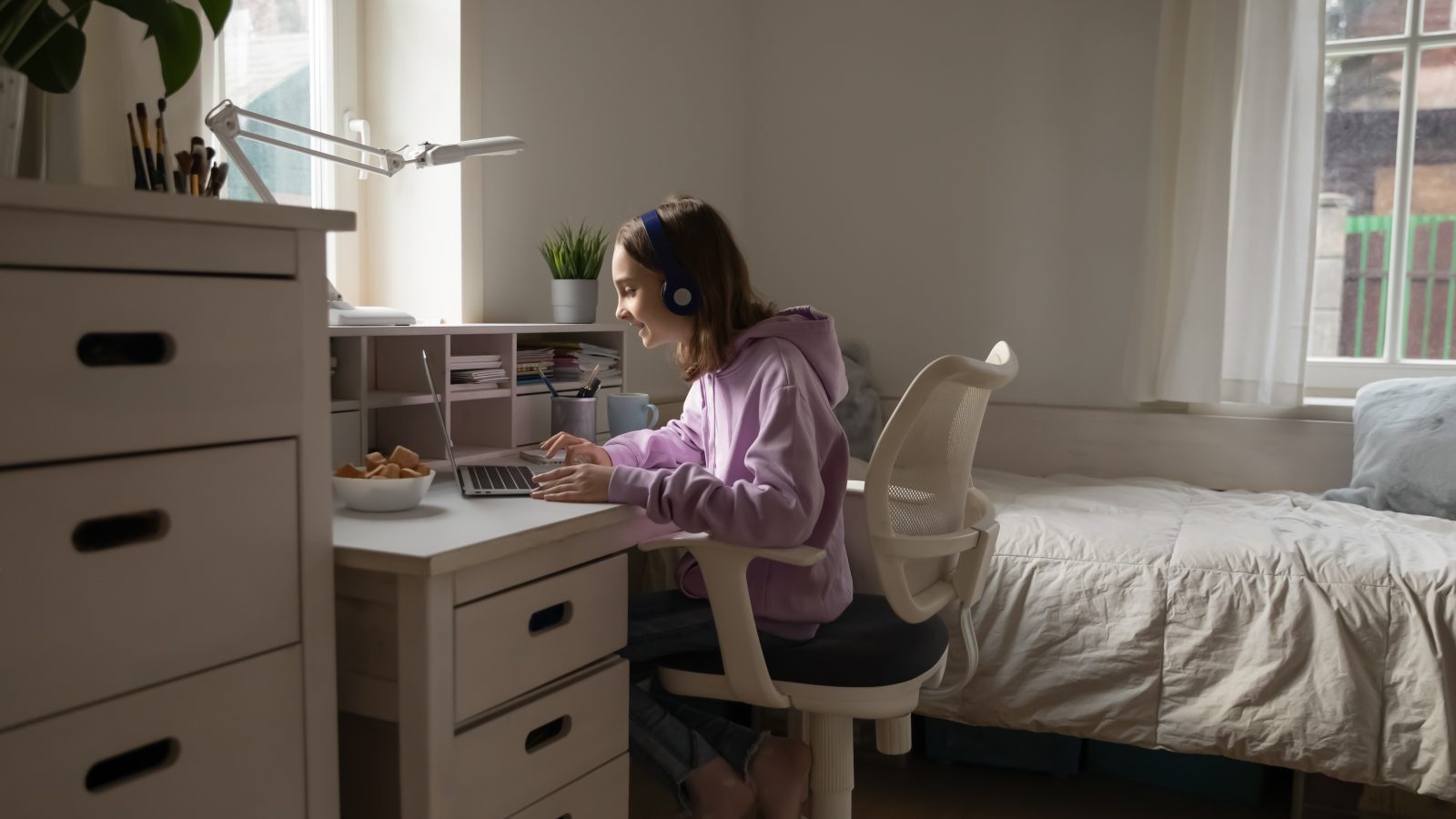 Teen Launches Peer Tutoring For Kids In Foster Care