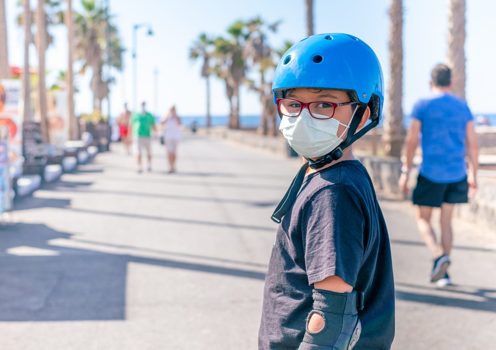 Wearing Masks During Outdoor Sports Is Dangerous
